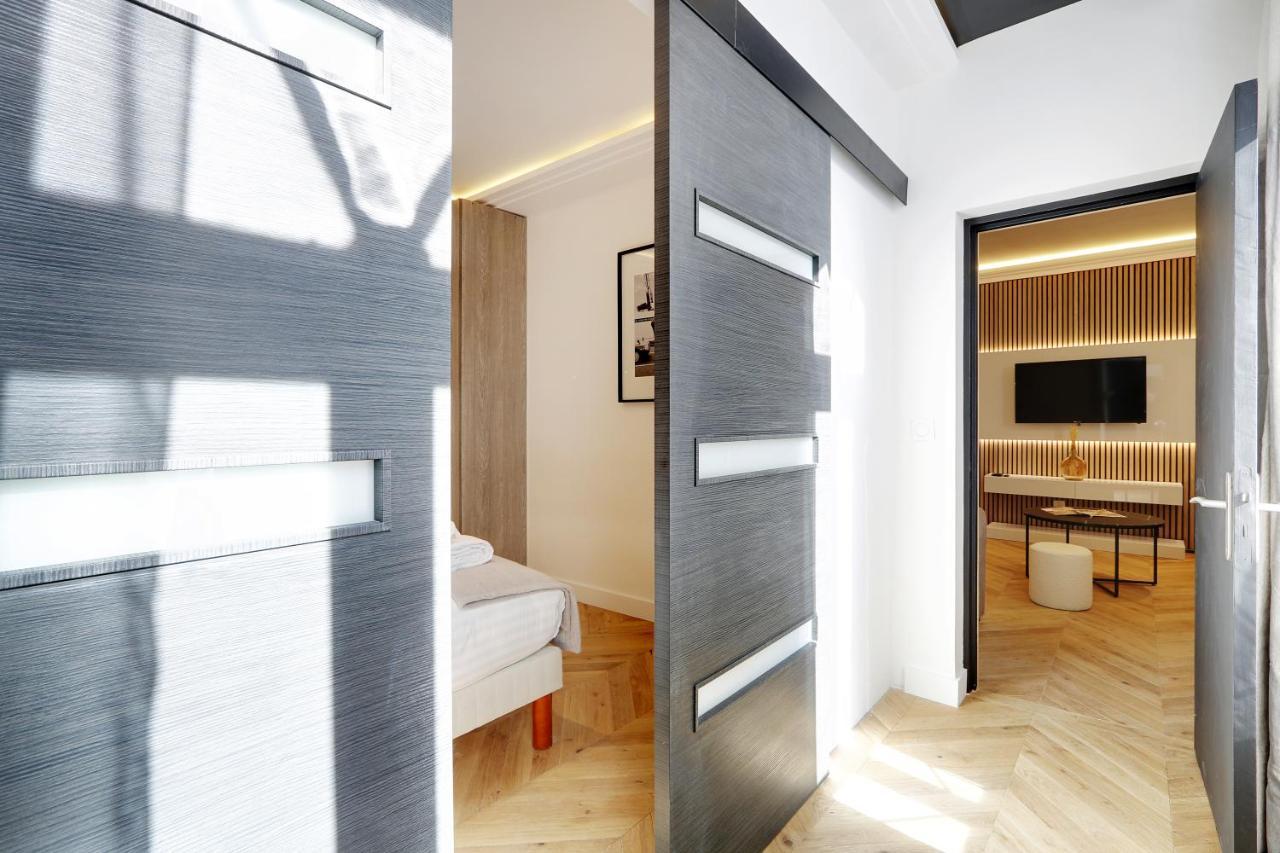 Off Majesti Upper Marais Apartment- Rue Du Faubourg Saint-Martin Parijs Buitenkant foto