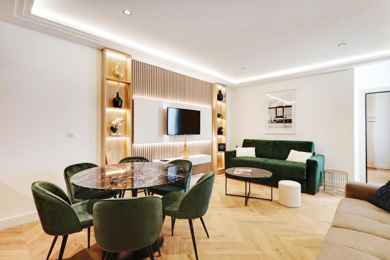 Off Majesti Upper Marais Apartment- Rue Du Faubourg Saint-Martin Parijs Buitenkant foto