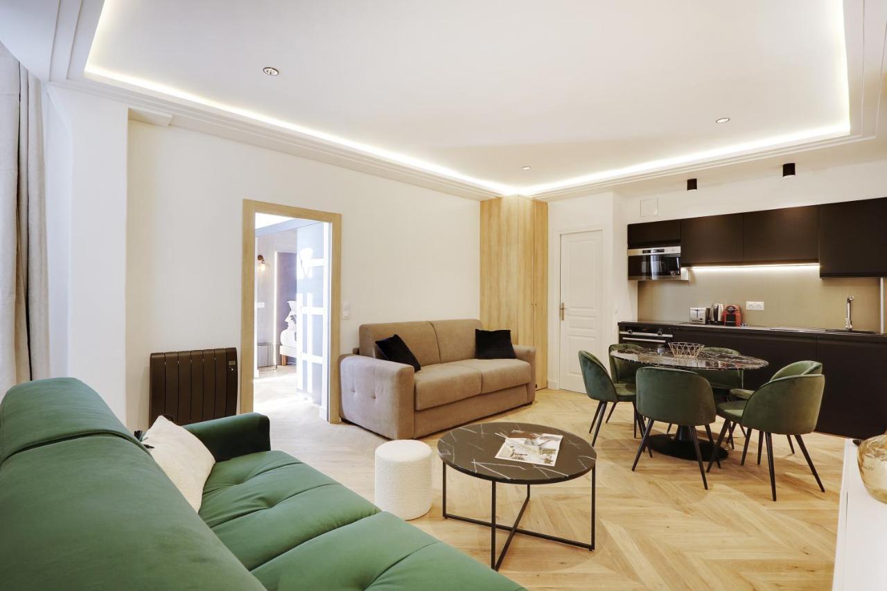 Off Majesti Upper Marais Apartment- Rue Du Faubourg Saint-Martin Parijs Buitenkant foto