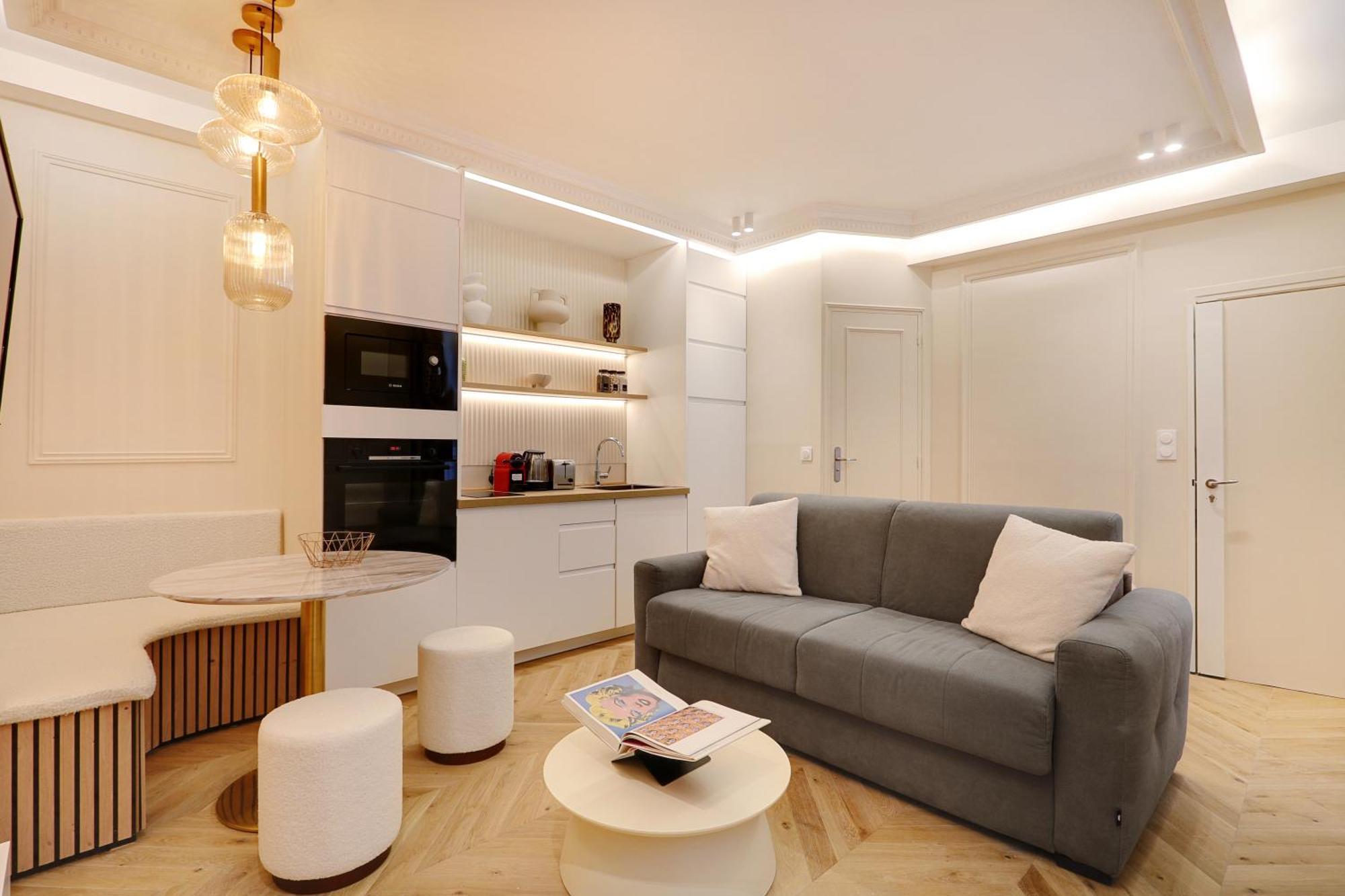 Off Majesti Upper Marais Apartment- Rue Du Faubourg Saint-Martin Parijs Buitenkant foto